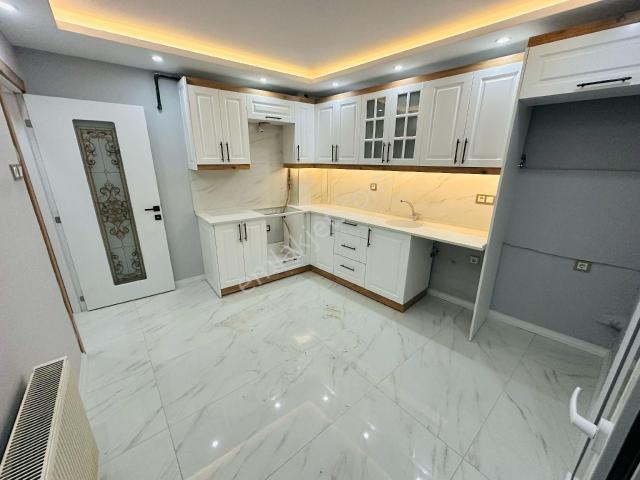 Manisa İbrahim Çelebi Mah. Satılık 3+1 Full Lüx Arakat Daire