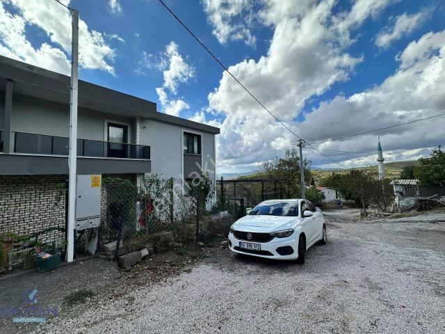 Manisa Manzaralı Sarj İstasyonlu Kiralık Villa