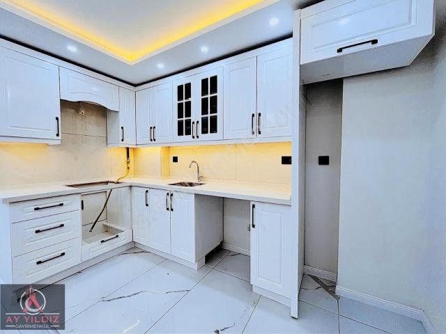 Manisa Merkez Efendi Mh. 3+1 Bahçeli Fullüks Daire Fırsatı