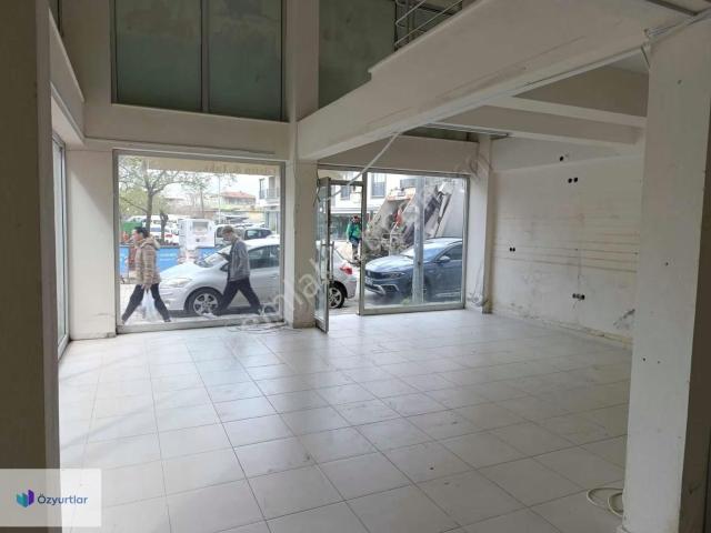 Manisa Muradiye 23 Nisan Parkı Kıralık Dükkan