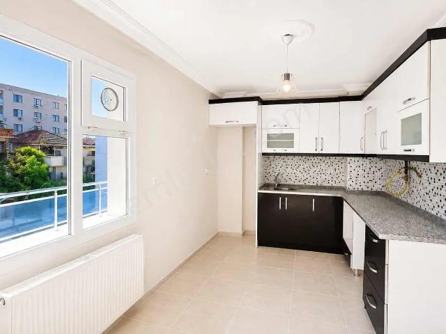 Manisa Muradiye 3+1 Kiralık Daire Çift Balkon