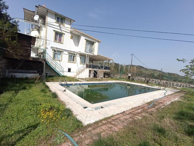 Manisa Salihli Çalışkan Emlaktan Satılık Kupon Villa