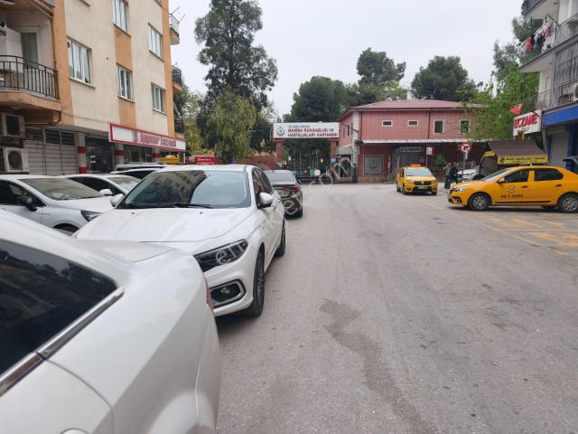 Manisa Ruh Sağlığı Karşısı 160m2 Sıfır Dükkan 8.5m Geniş Cephe