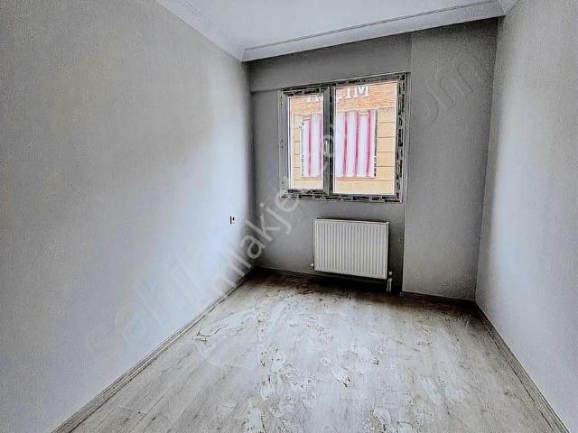 Manisa Turgutlu Kurtulus M.satılık 3+1 Asansörlü Otoparklı Daire