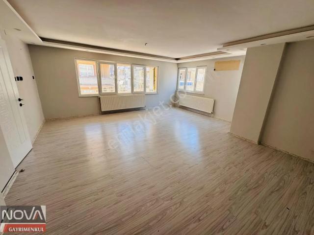 Manisa Ulupark Ve Sultan Park Civarı 3+1 135m2 Satılık Arakat