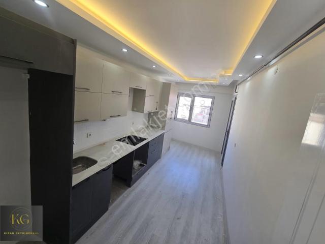 Manisa Yunusemre Muradiye 23 Nisan Park Yanı Satılık 2+1 Daire
