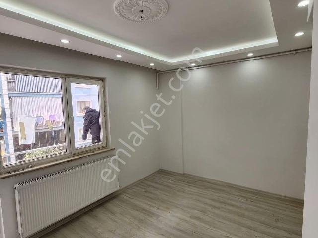 Manisa Yunusemre Merkezefendi Mahallesinde Satılık
