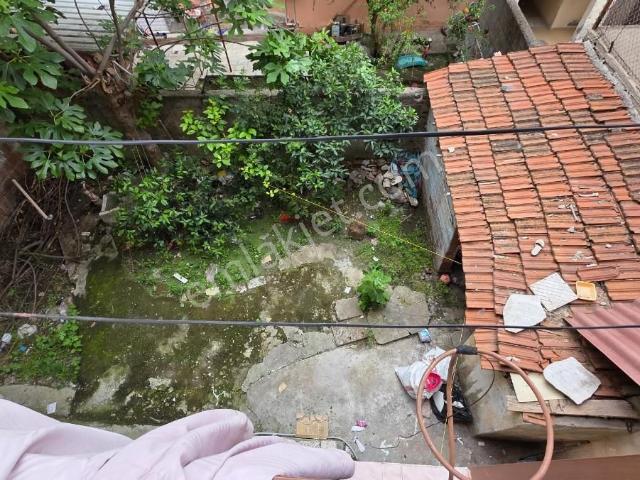 Manisa Yunusemre Barbaros’ta 144 M² Arsa İçinde 4 Katlı Komple