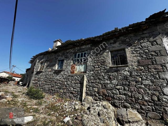 Manisa Yunusemre Satılık Taş Ev