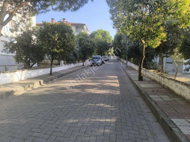 Manisa Yunusemre 75. Yıl Mah.y.zemin 3+1 125m2 Nezih Semtte