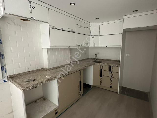 Manisalı Emlak Dikili İsmetpaşa Mahallesi'nde Sıfır 2+1
