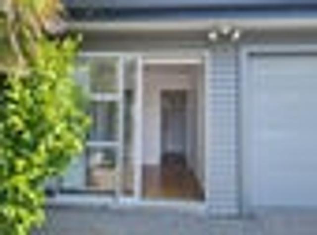 Manly, 2 bedrooms, $570 pw