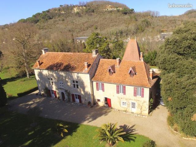Manoir 10 pièces 390 m²