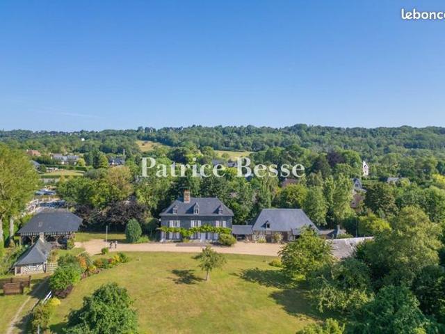 Manoir 12 pièces 413 m²