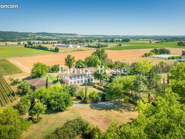Manoir 15 pièces 900 m²