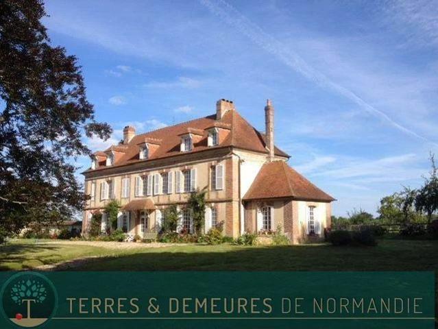 Manoir 18ème siècle proche Cormeilles environ 2 hectares de Terr