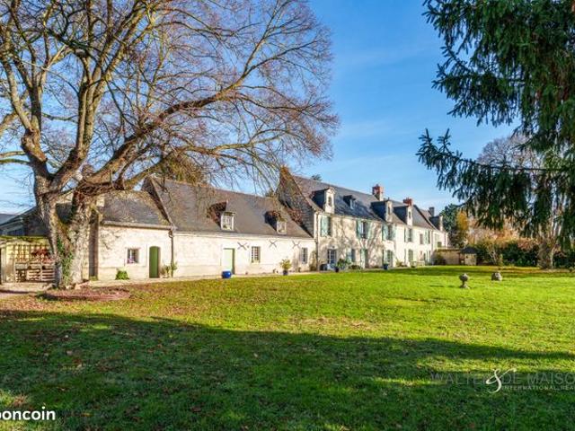 Manoir 23 pièces 1008 m²