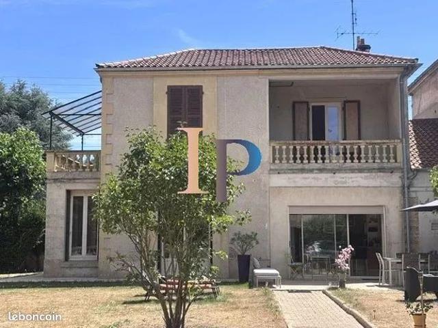 Manoir 7 pièces 150 m²