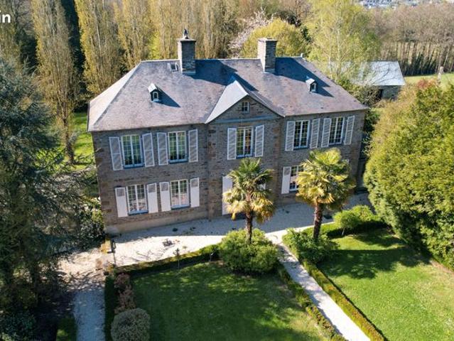 Manoir 8 pièces 245 m²