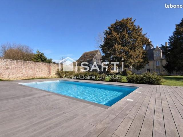 Manoir 8 pièces 279 m²