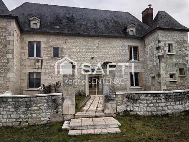 Manoir classe au patrimoie du 17eme siecle