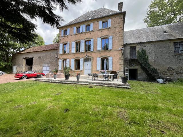 Manoir avec grand terrain 170m² Saint Franchy