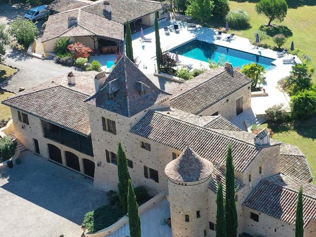 Manoir de prestige en Lot et Garonne 755m² Monflanquin