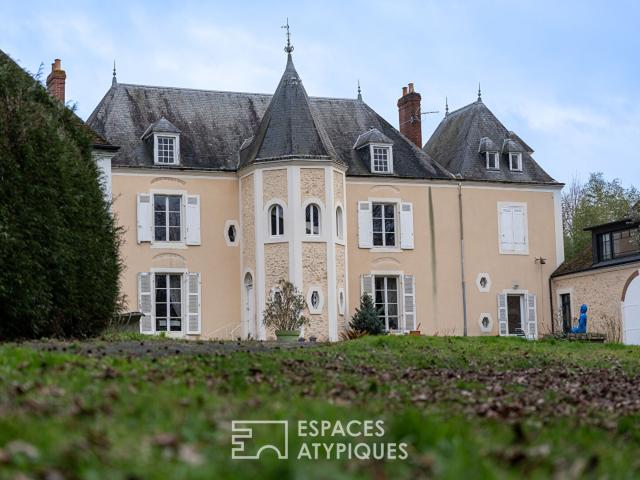 Manoir du XVIIIe avec piscine et cachet historique