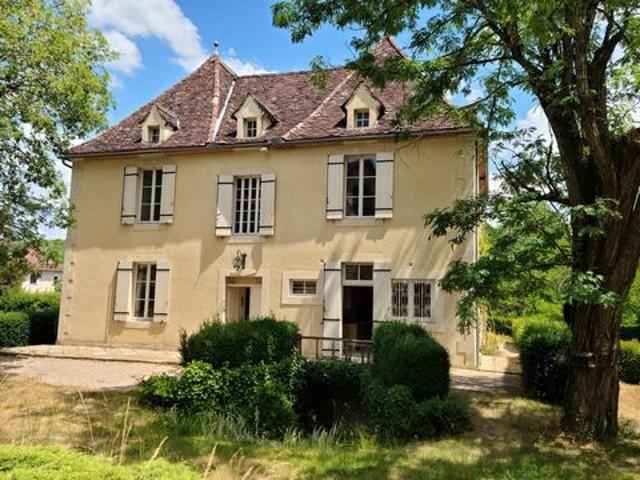 Manoir XIXème, Grange, piscine sur plus d'1.5 ha