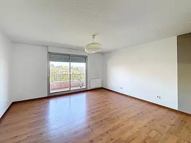Manosque 04100 Achat / Vente appartement 1 pièce t1 au dernier étage