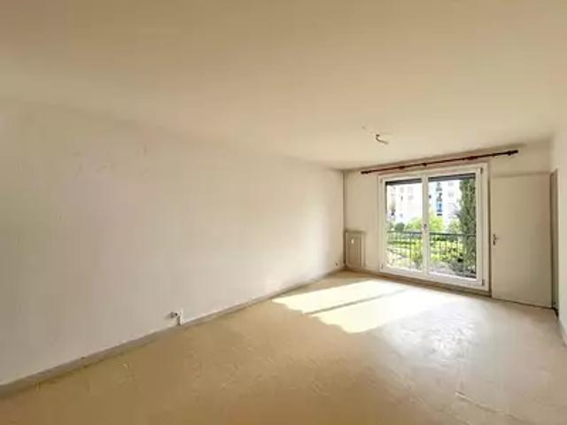 Manosque 04100 Location appartement 3 pièces t3 cave balcon