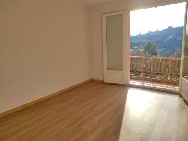 MANOSQUE T2 de 50 m2 TERRASSE + PARKING PRIVÉ 169 500 €