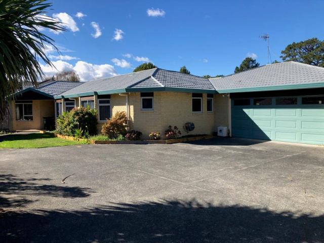 manor park, 4 bedrooms