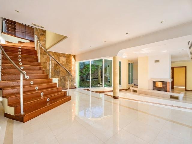 Mansão de luxo grandiosa com piscina & propriedade de 4.857m² | Belas, Sintra ♂️