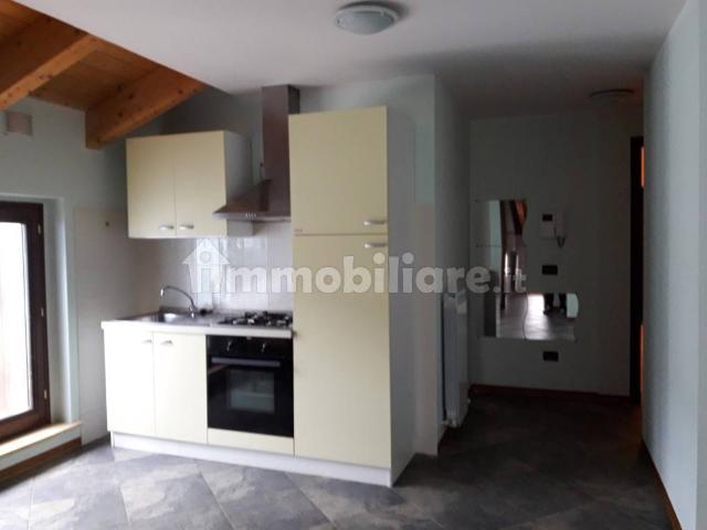 Mansarda 50 m², Sant'Elia Bazzano, L'Aquila