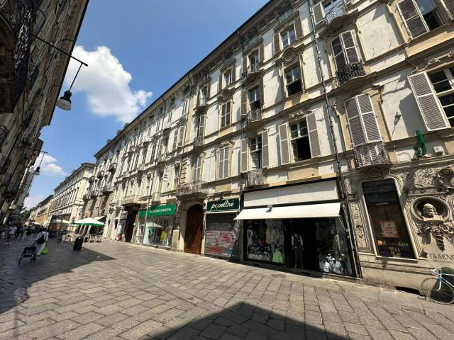 Mansarda via Giuseppe Garibaldi 26, Quadrilatero Romano, Torino