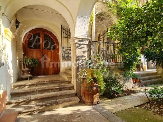 Mansarda via Francesco De Sanctis 7/B, Antessano, Baronissi