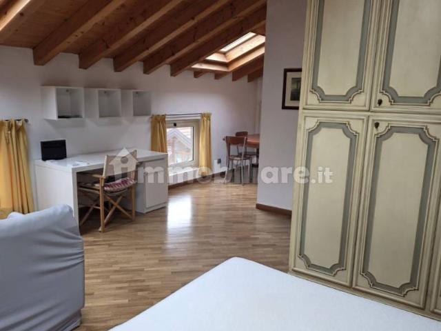Mansarda via Malfassi 8, Borgo Palazzo, Bergamo