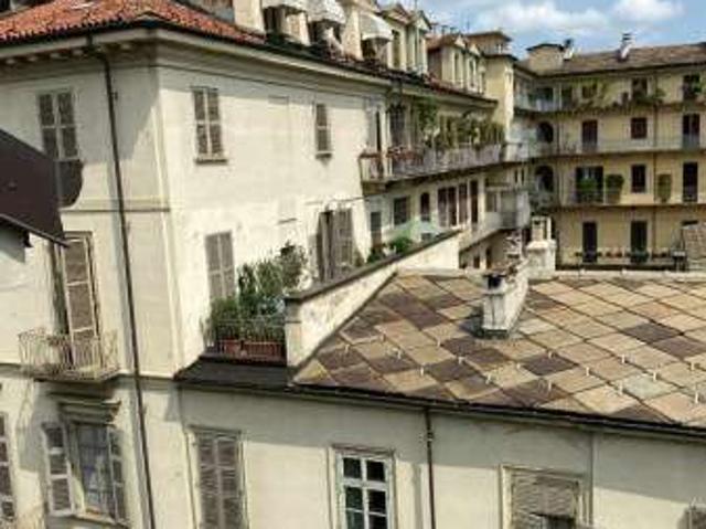 Mansarda arredata Centro
