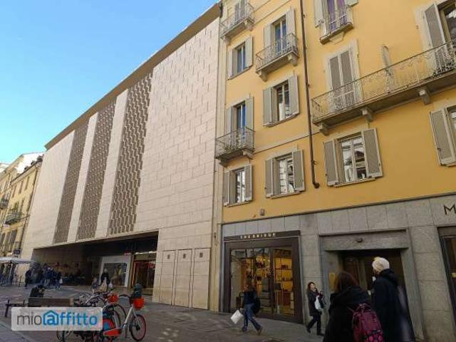 Mansarda arredata con terrazzo Centro