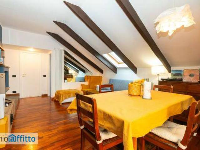 Mansarda arredata con terrazzo Crocetta