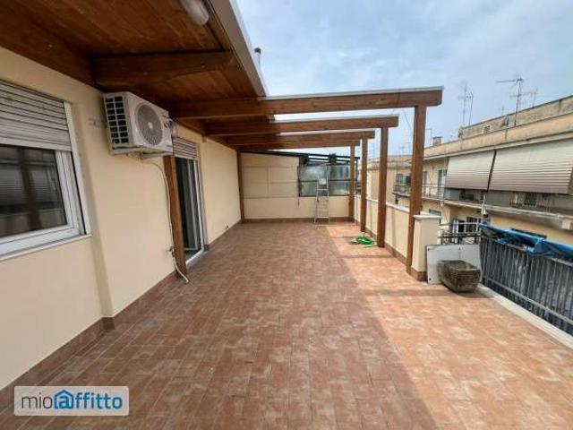 Mansarda arredata con terrazzo Nuovo salario, prati fiscali, monte sacro, talenti, vigne nuove, serpentara