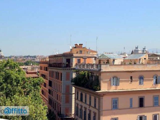 Mansarda arredata con terrazzo Trastevere, aventino, testaccio