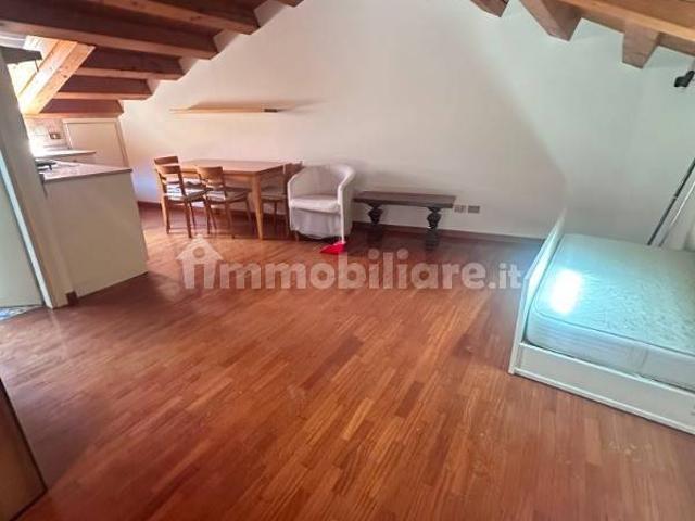 Mansarda buono stato, 30 m², Mestre, Venezia
