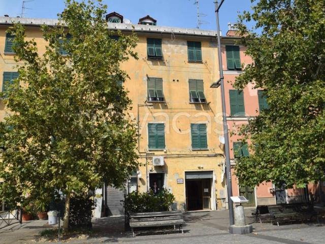 Mansarda in vendita a Genova piazza Amatore Sciesa, 23, Pra'