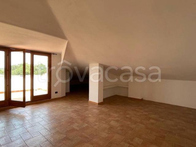 Mansarda in vendita a Fiumicino via Aurelia, 2448, Palidoro Tre Denari