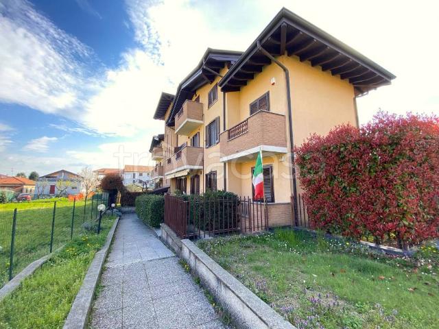 Mansarda in vendita a Turate via Carlo Porta