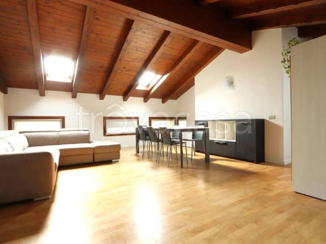 Mansarda in affitto a Vicenza, Centro città
