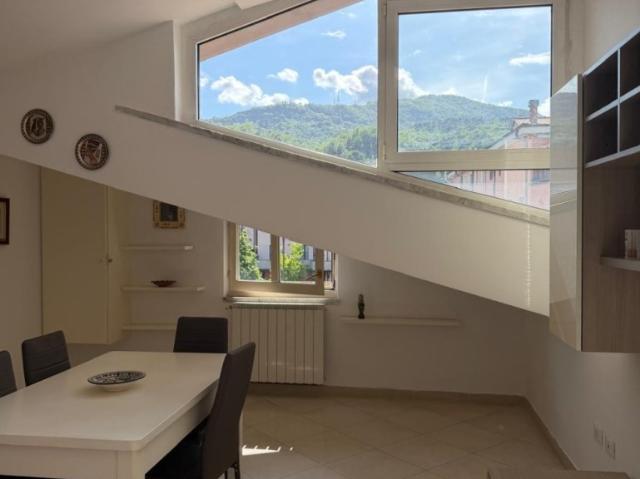 Mansarda in affitto ad Aulla
