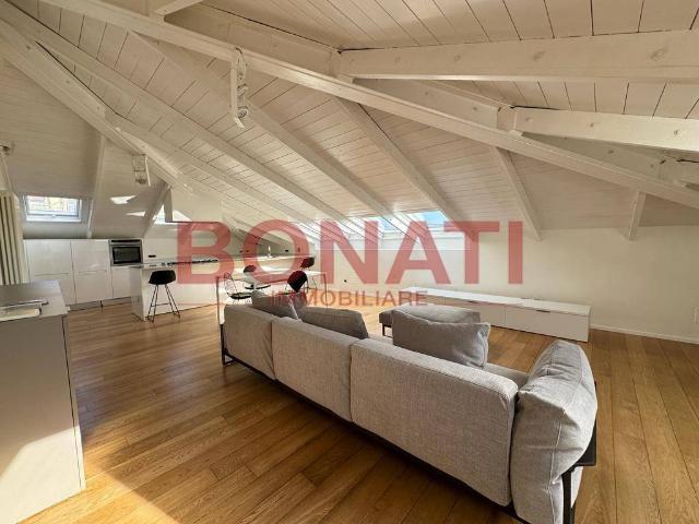 Mansarda ottimo stato, 140 m², Centro Storico, La Spezia